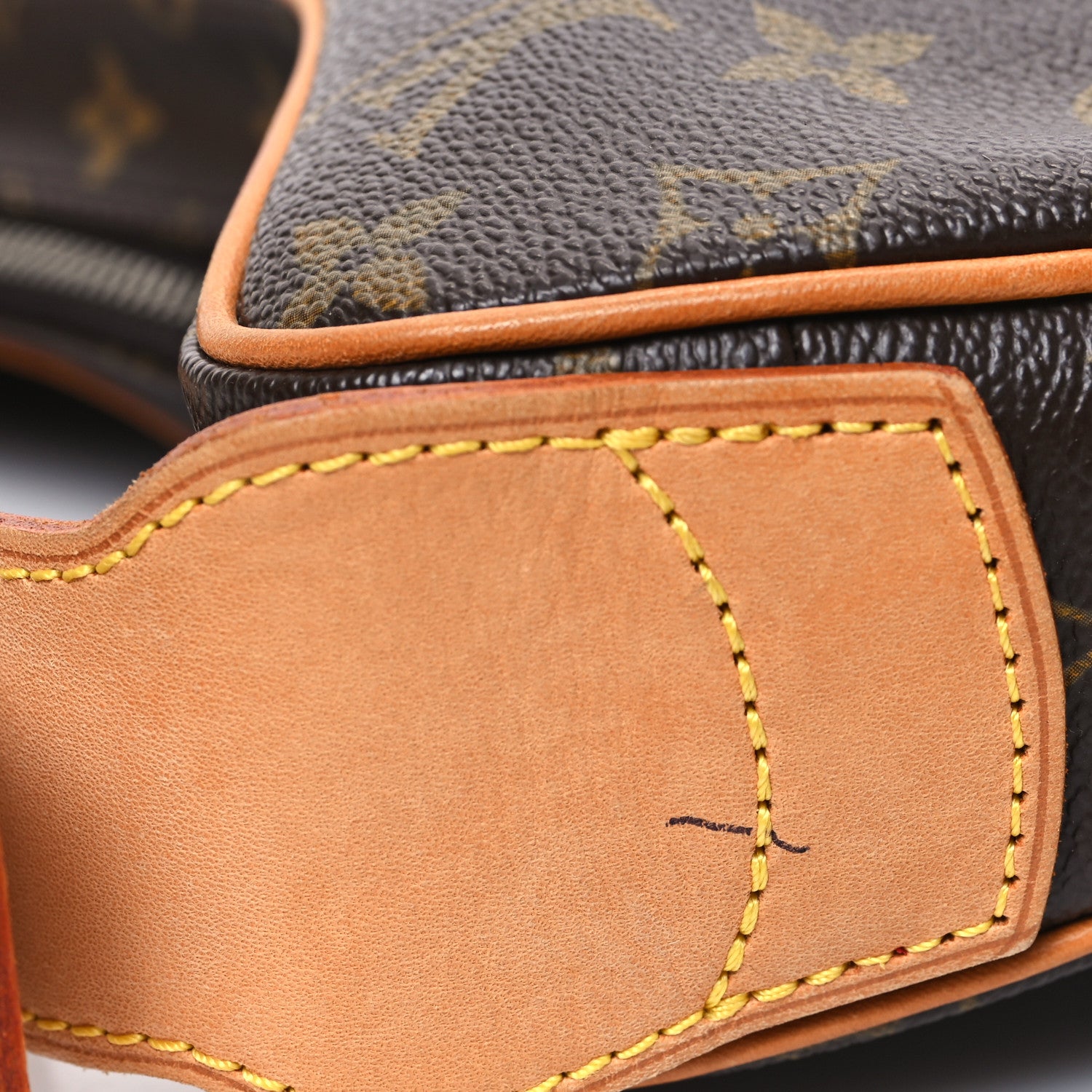 Louis Vuitton Monogram Croissant GM 9 of 11