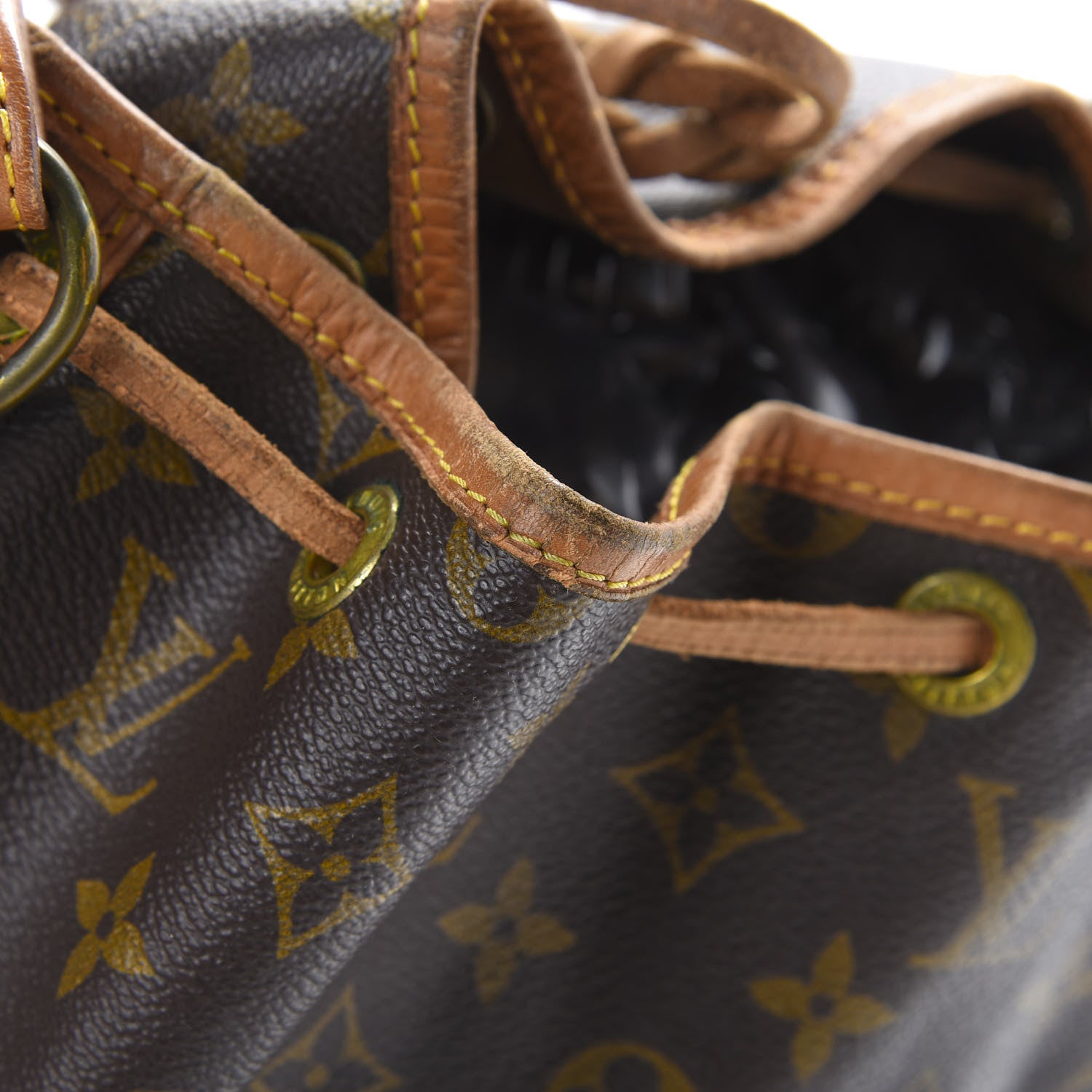 Louis Vuitton Monogram Noe 19 of 22