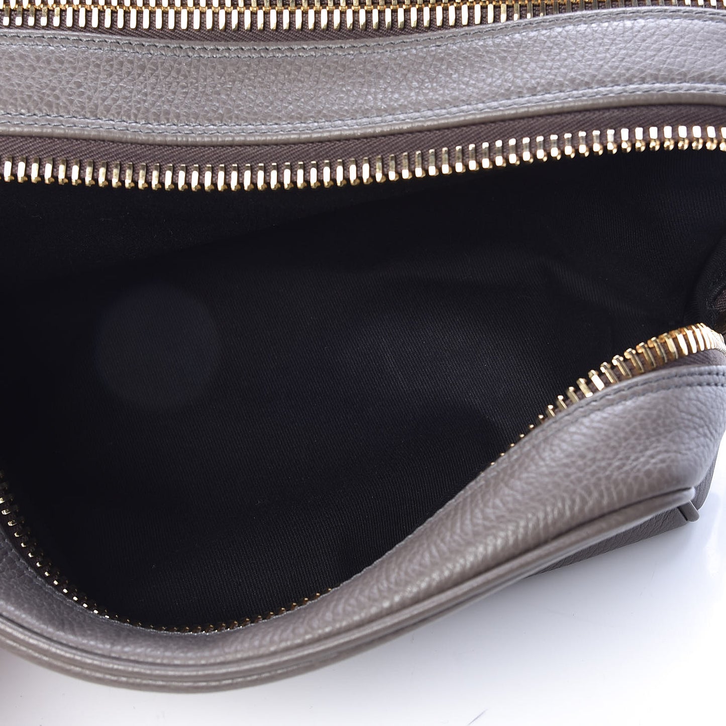 Grained Calfskin Toiletry Case Grey