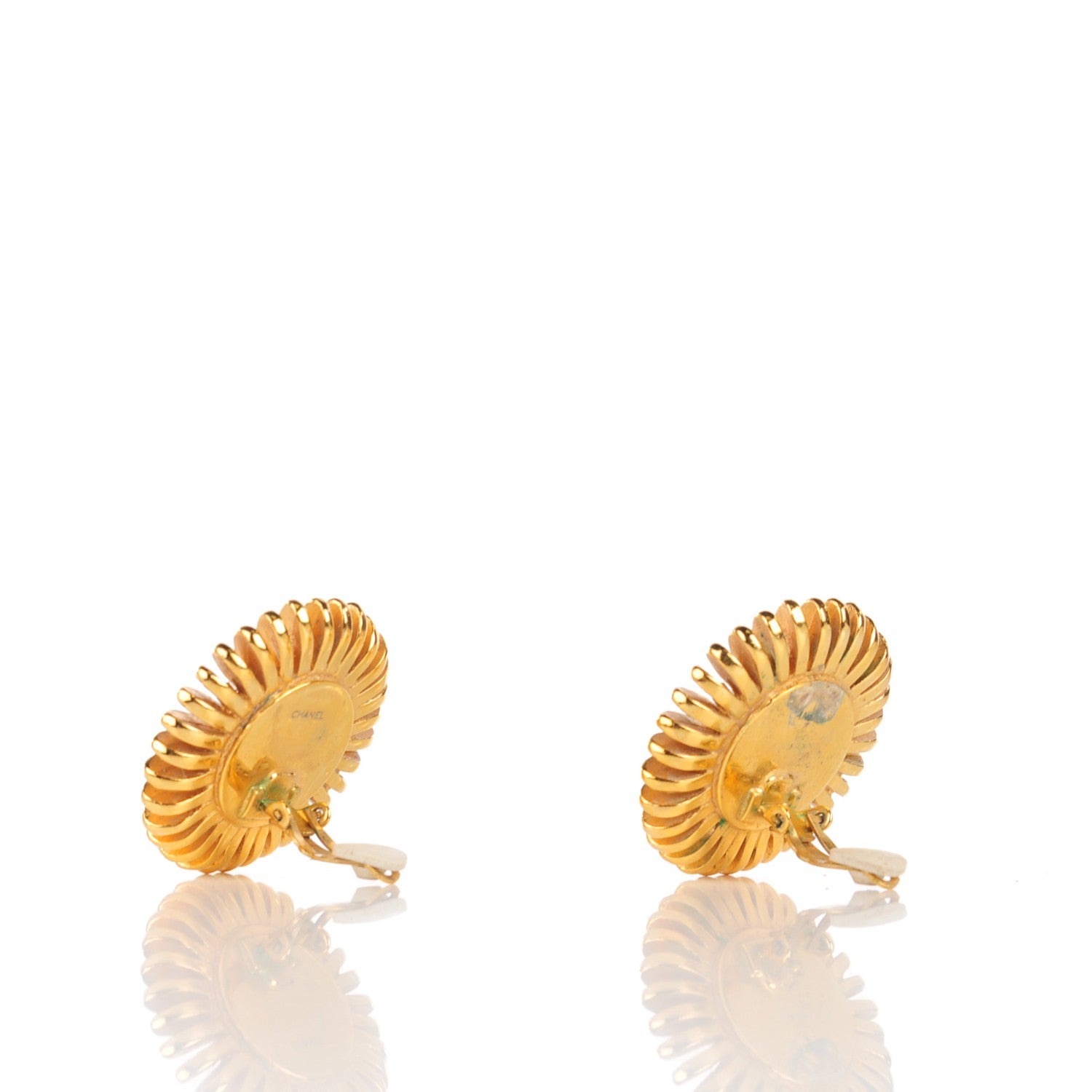 Chanel Mother Of Pearl Round Clip On Earrings Gold 6 of 6