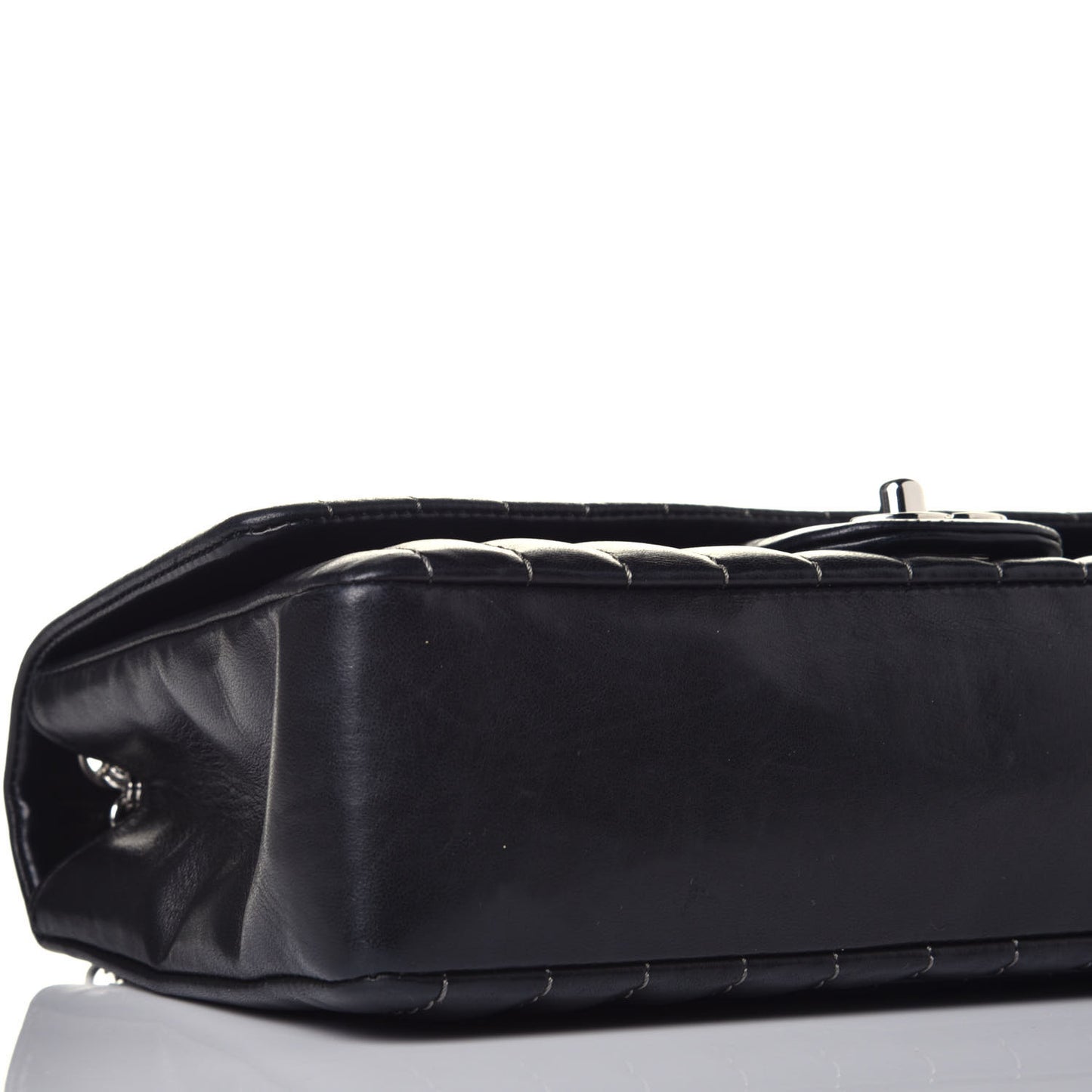 Lambskin Vertical Quilted Medium Single Flap Black