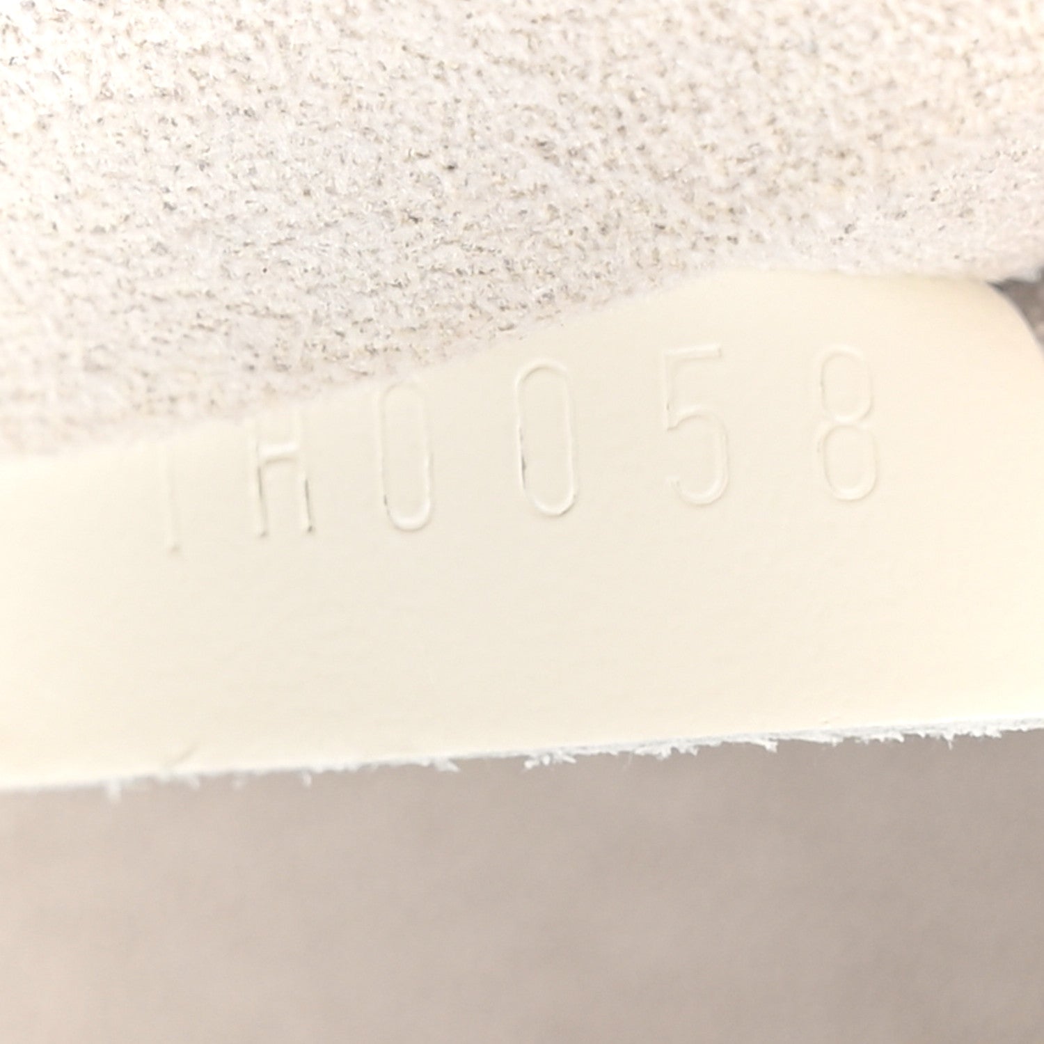 Louis Vuitton Epi Montaigne Clutch Ivory 7 of 12
