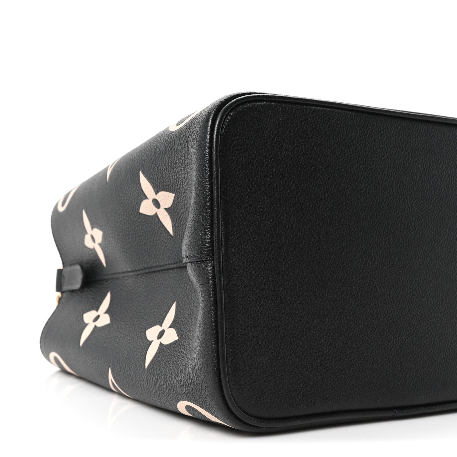 Louis Vuitton Empreinte Monogram Giant Neonoe MM Black Beige 8 of 9