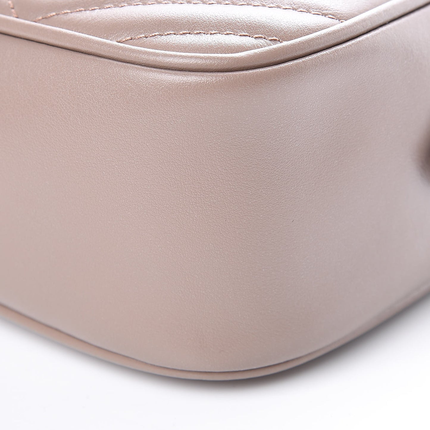 Calfskin Matelasse Small GG Marmont Chain Shoulder Bag Porcelain Rose