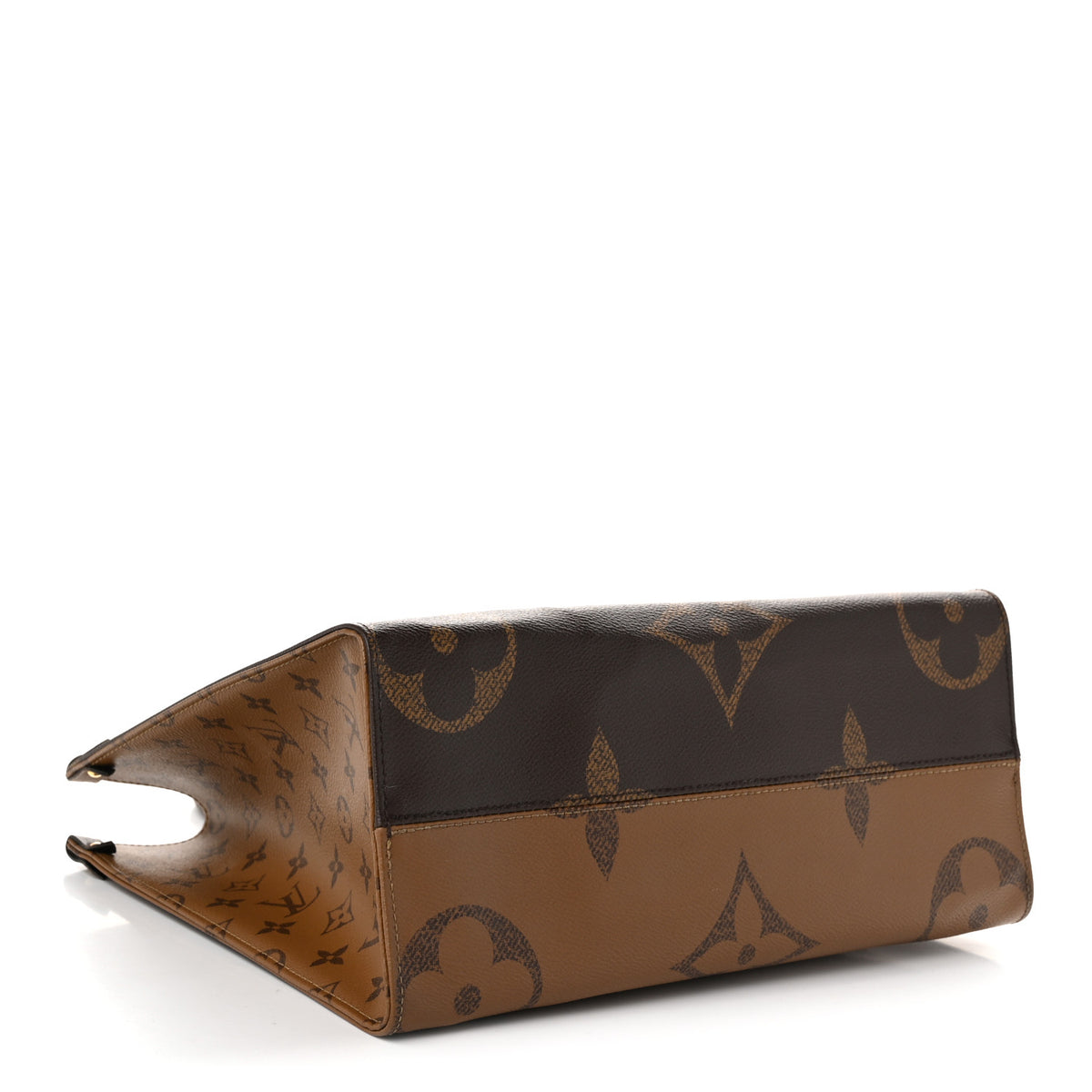 Reverse Monogram Giant Onthego MM