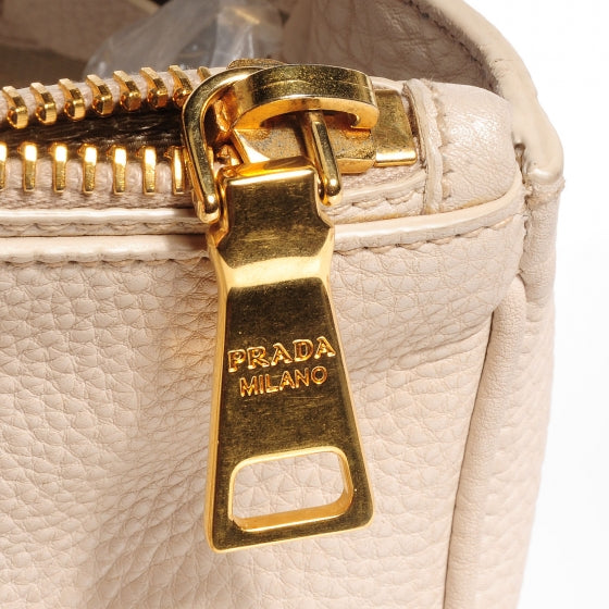 Vitello Daino Large Double Zip Tote Talco