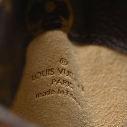 Louis Vuitton Monogram Sunglasses Case MM 6 of 7
