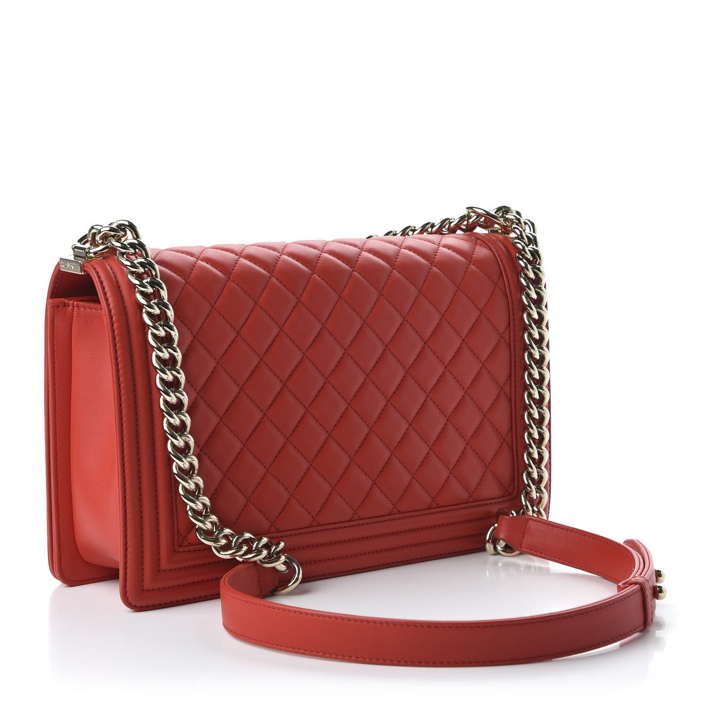 Lambskin Quilted New Medium Boy Flap Red
