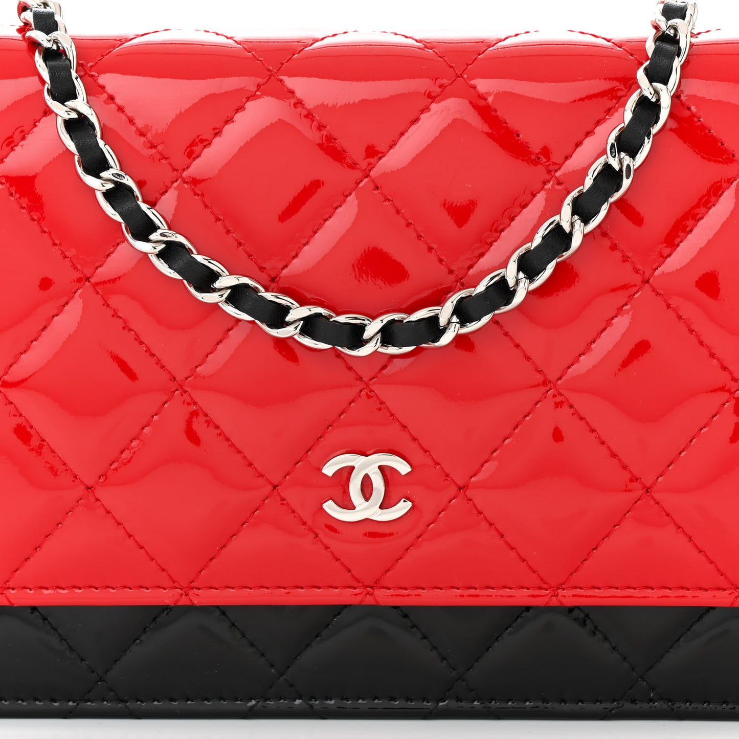 Patent Quilted Bi-Color Wallet On Chain WOC Red Black