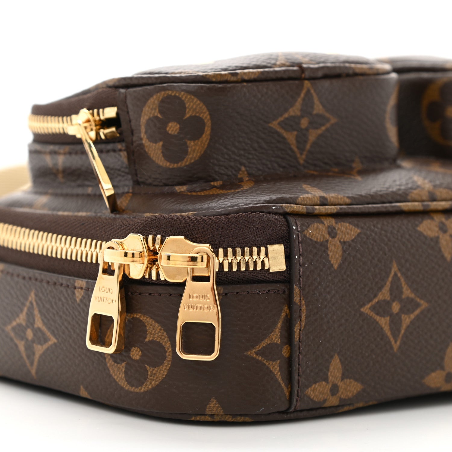 Louis Vuitton Monogram Utility Crossbody 1210126 – FASHIONPHILE