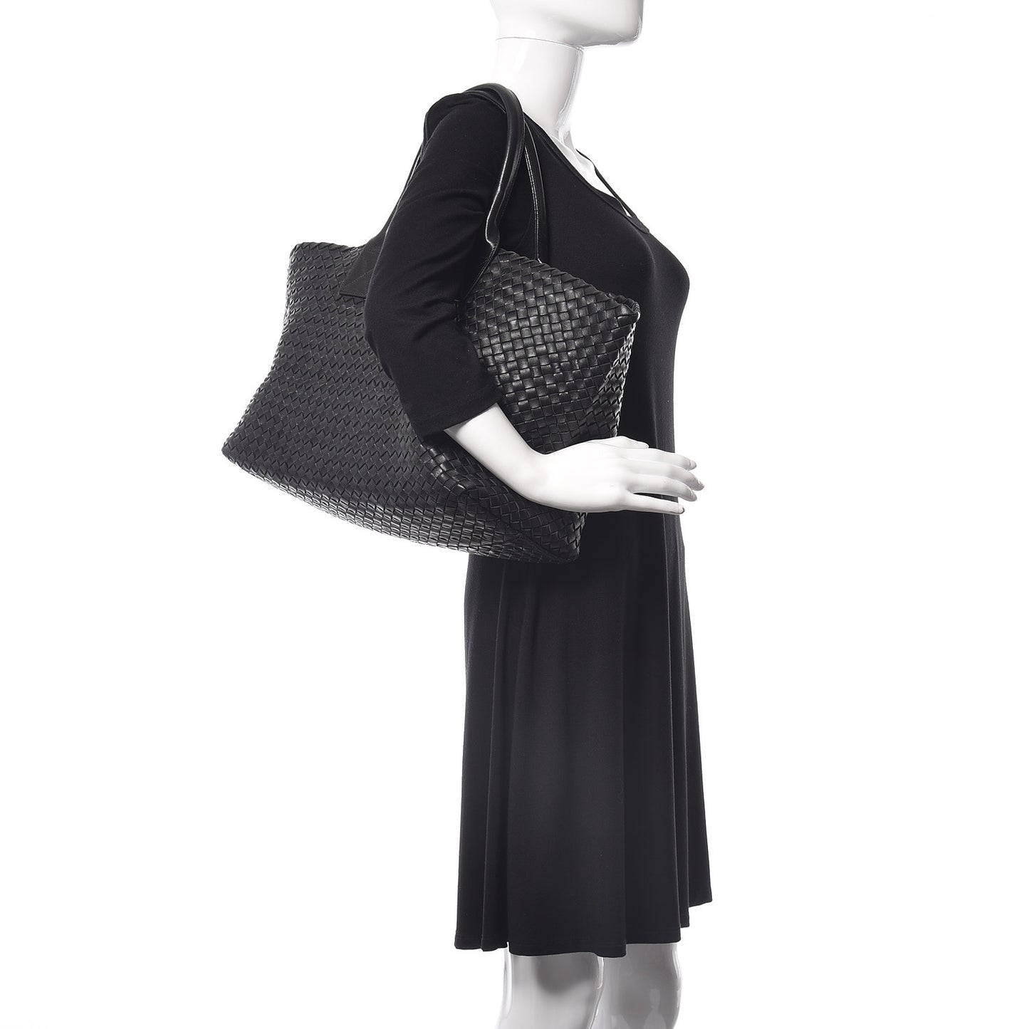 Nappa Intrecciato Medium Cabat Black