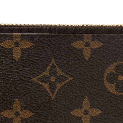 Louis Vuitton Monogram Pochette Milla MM 11 of 11