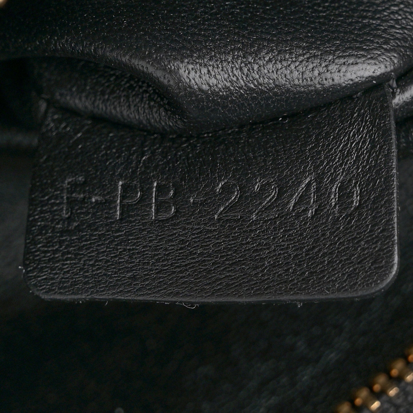 Shiny Calfskin Medium Triomphe Black