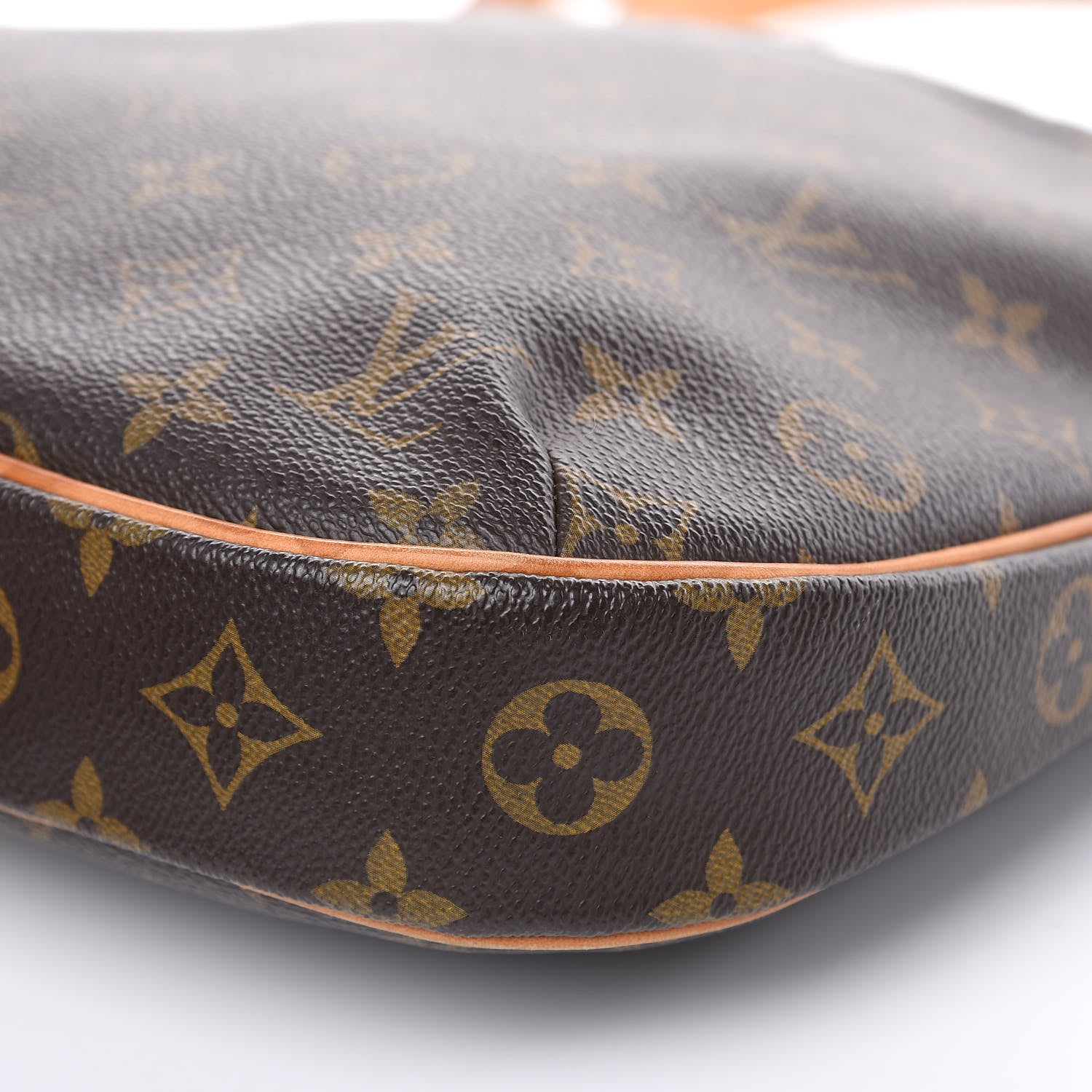 Louis Vuitton Monogram Odeon PM 11 of 16