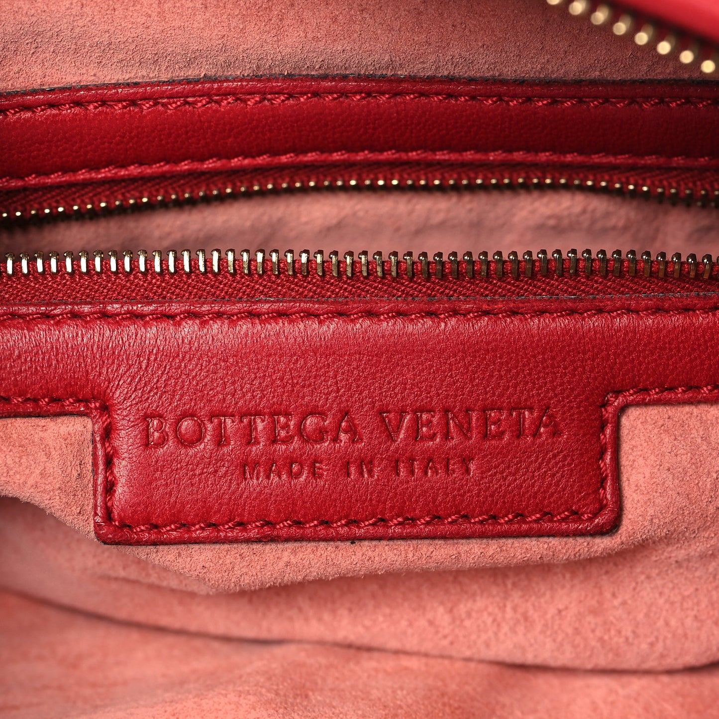 Nappa Intrecciato Medium Veneta Hobo Red