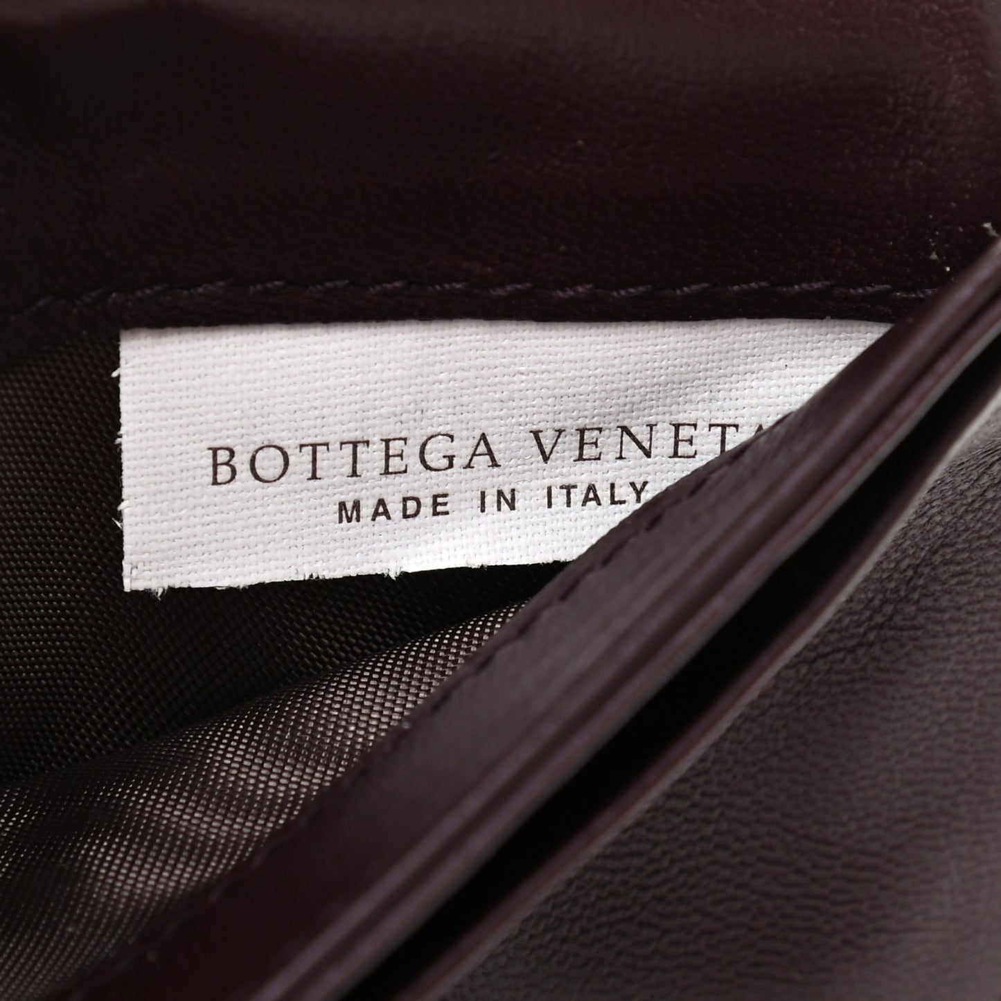 Nappa Intrecciato Continental Wallet Dark Barolo
