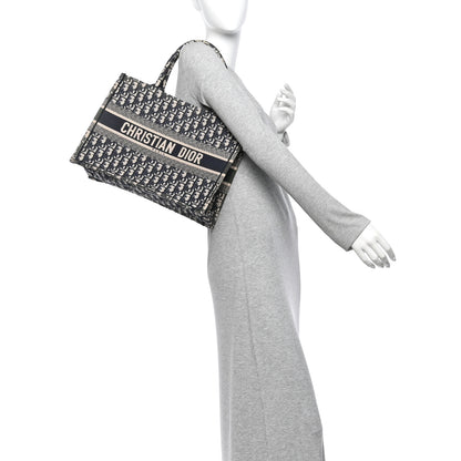 Christian Dior Oblique Medium Book Tote Blue Multicolor 2 of 13