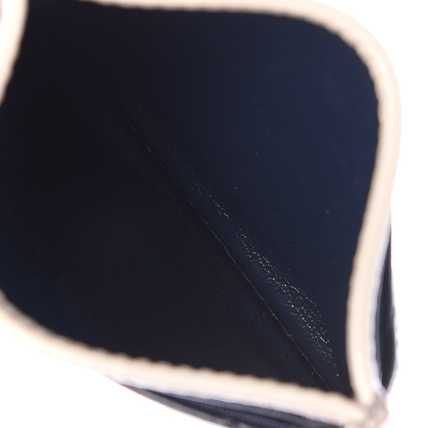 Vintage Effect Calfskin Matelasse Diagonal Torchon GG Marmont Card Holder Blue Agata Mystic White