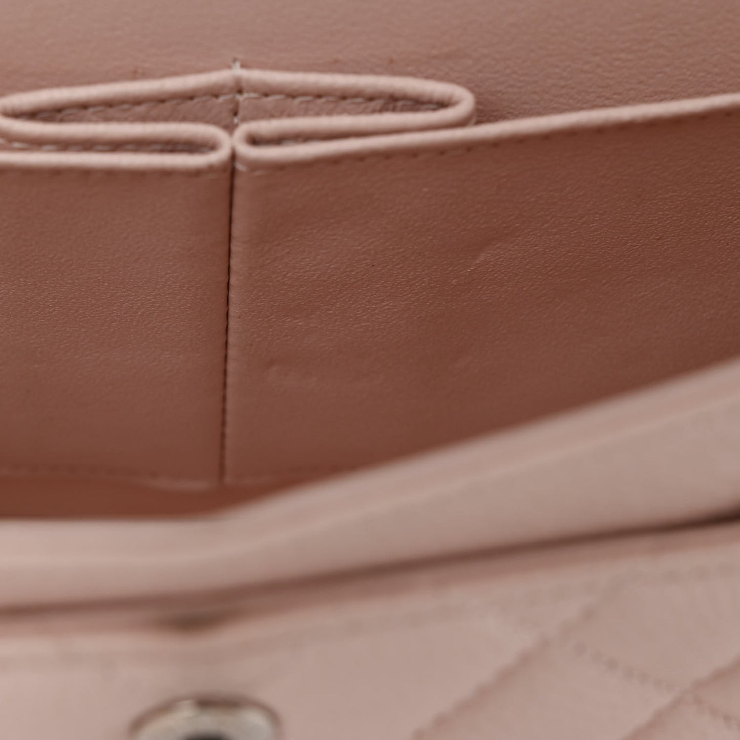 Caviar Quilted Medium Double Flap Light Pink