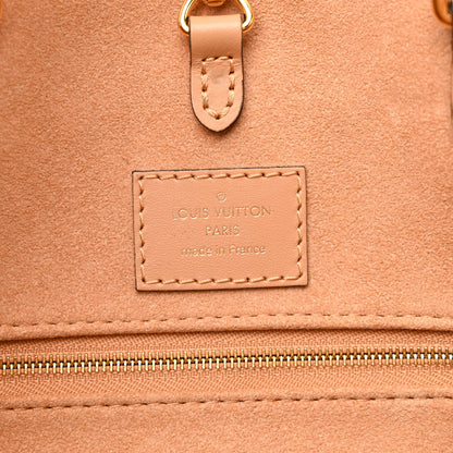 Louis Vuitton Empreinte Monogram Giant Onthego MM Arizona Creme 6 of 15