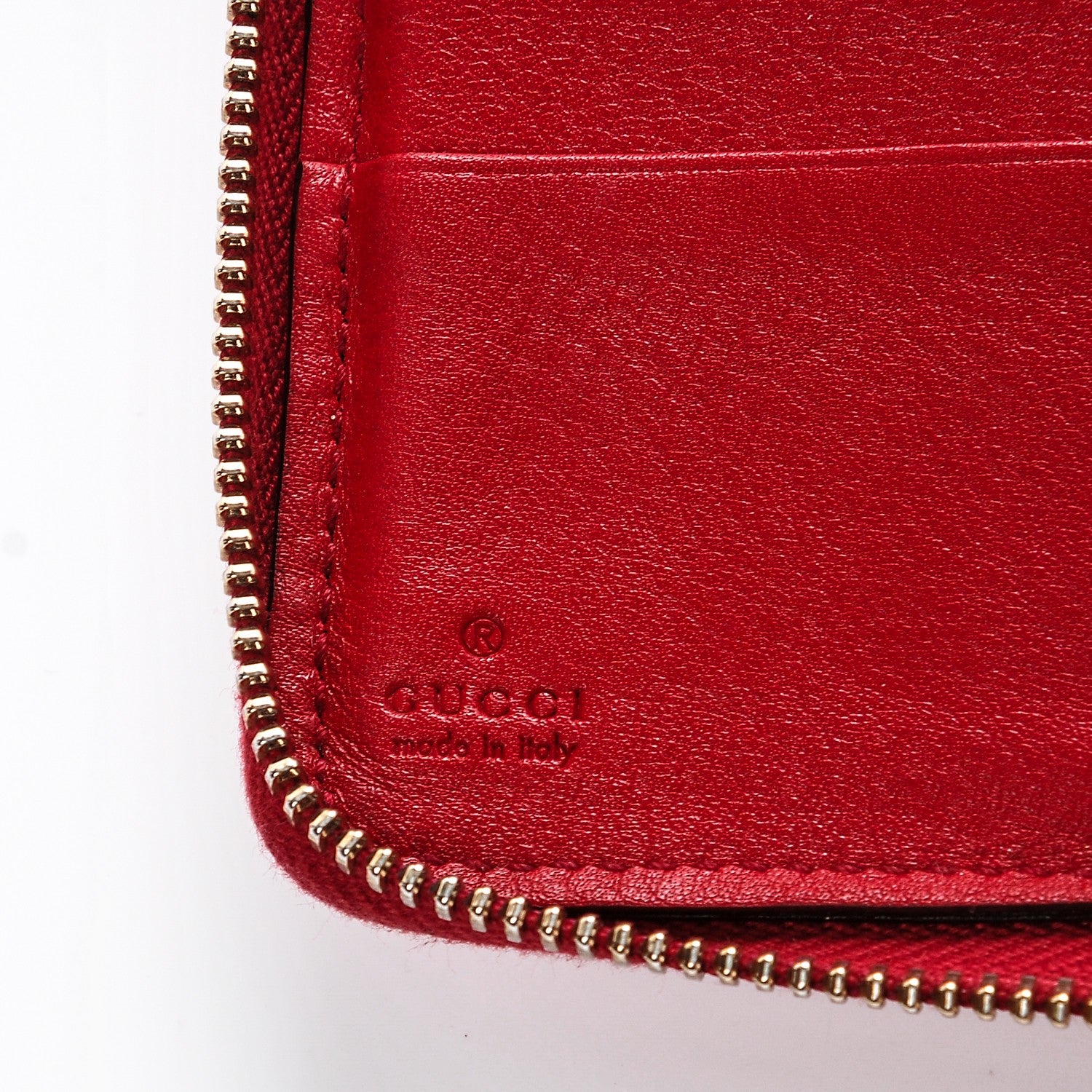 Gucci Pebbled Calfskin Soho Zip Around Wallet Red 6 of 6