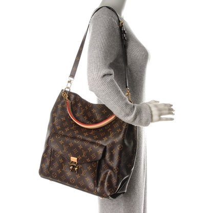 Louis Vuitton Monogram Metis 2 of 7