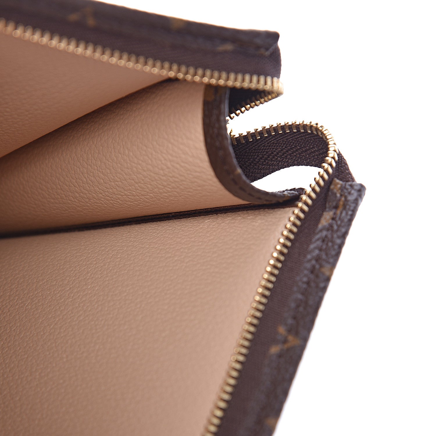 Louis Vuitton Monogram Toiletry Pouch 26 7 of 10