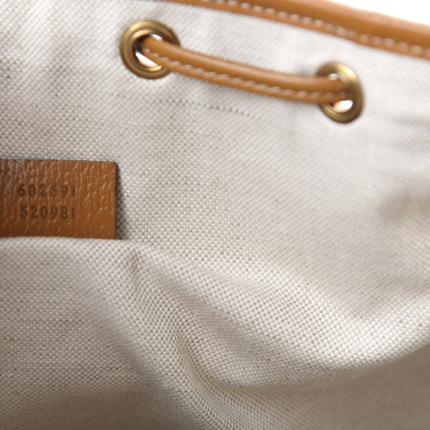 X DISNEY Mini Vintage GG Supreme Monogram Bucket Bag Beige Vintage Sun Oil