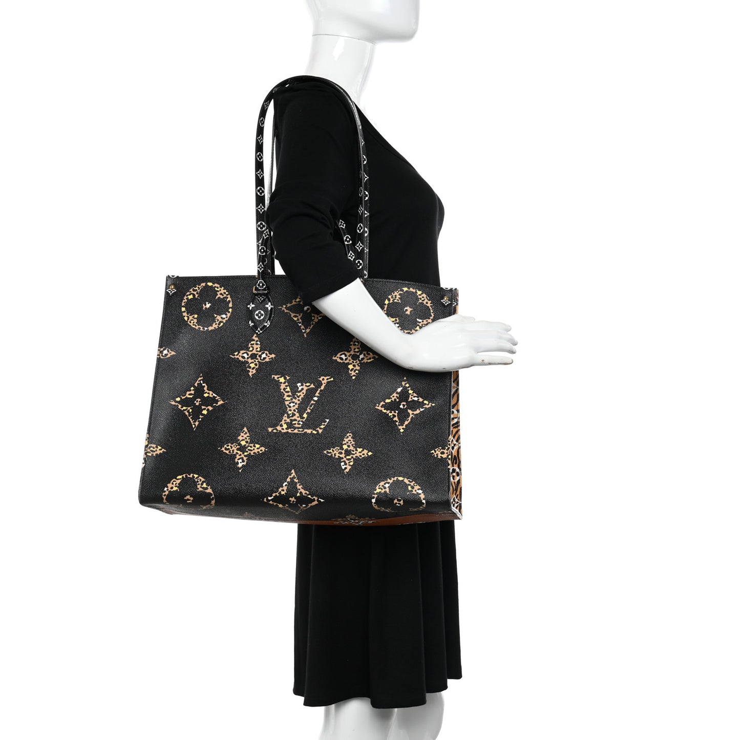 Monogram Giant Jungle Onthego GM Black