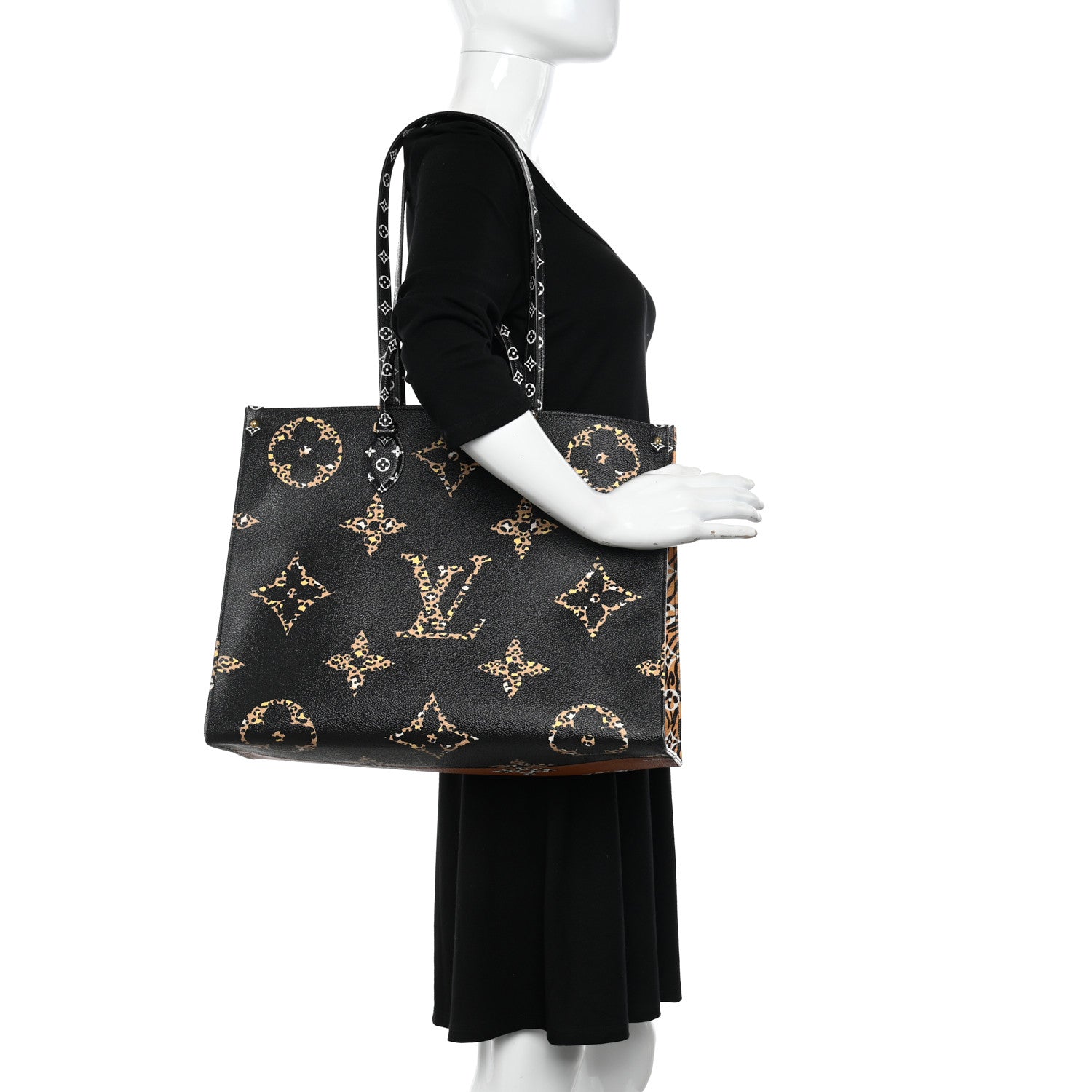 Louis Vuitton Monogram Giant Jungle Onthego GM Black 2 of 11