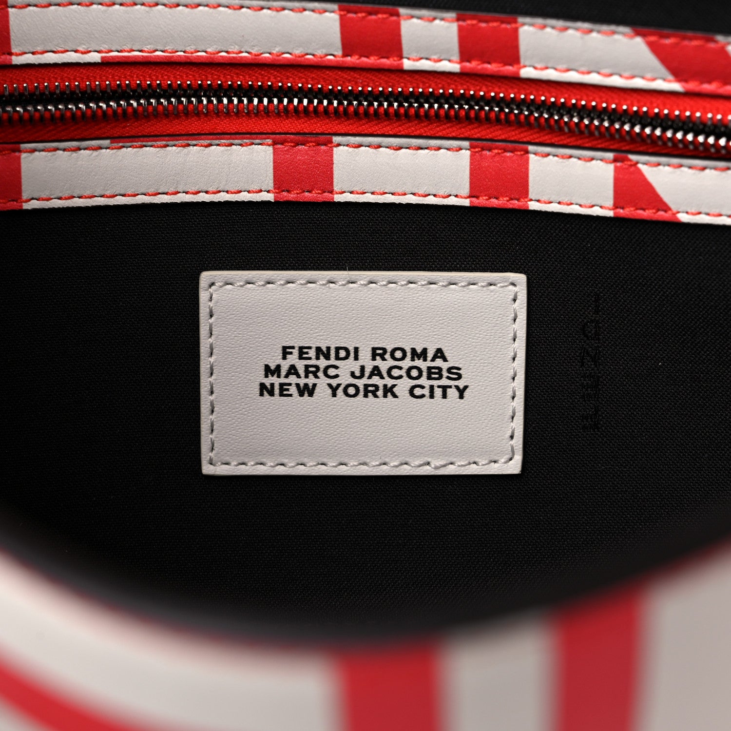Fendi X MARC JACOBS Vitello Seta Logo Print Baguette Glow Coral White 6 of 8