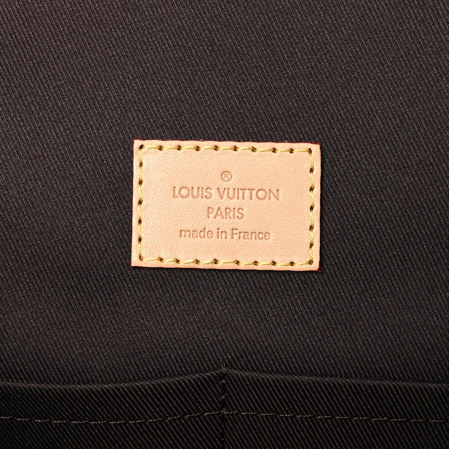 Monogram Cluny MM Papyrus Creme