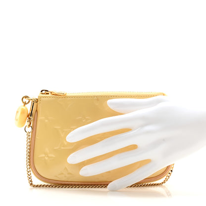 Louis Vuitton Metallic Vernis Valentine Mini Pochette Accessories Banana Fizz 2 of 10