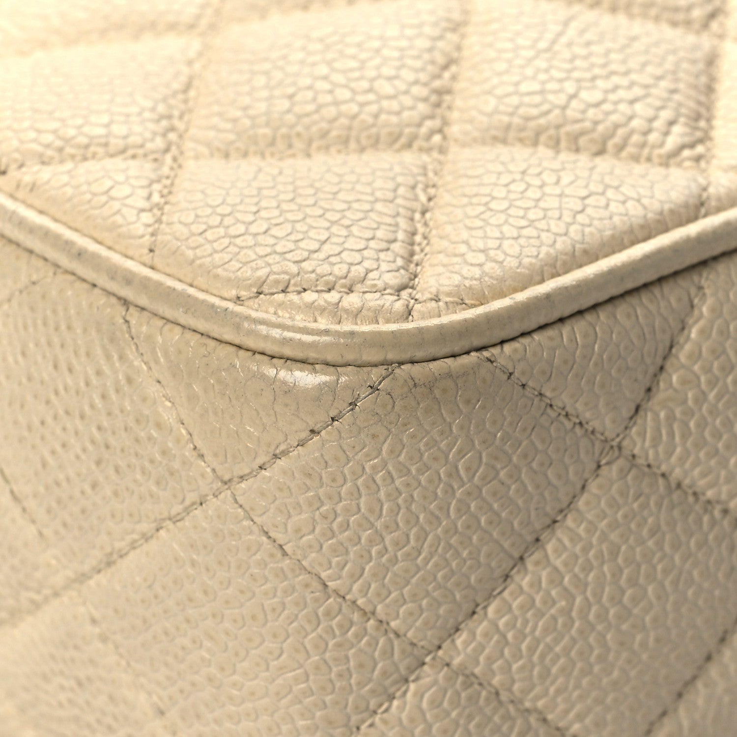 Chanel Caviar Quilted Camera Case Beige Clair 11 of 15
