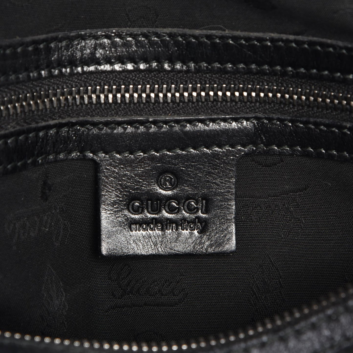 Imprime Monogram Medium Joy Stud Boston Black