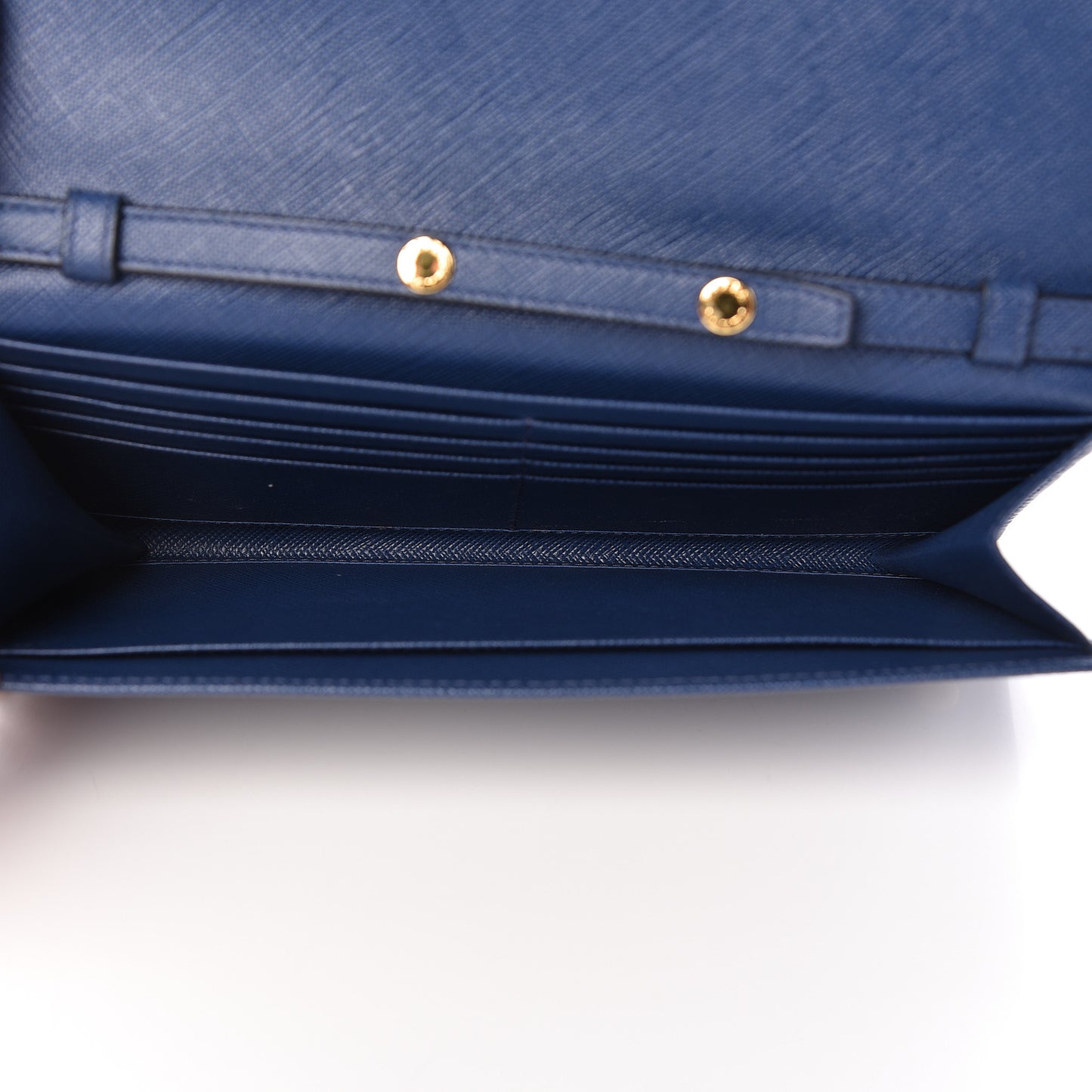 Saffiano Metal Oro Chain Wallet Bleuette