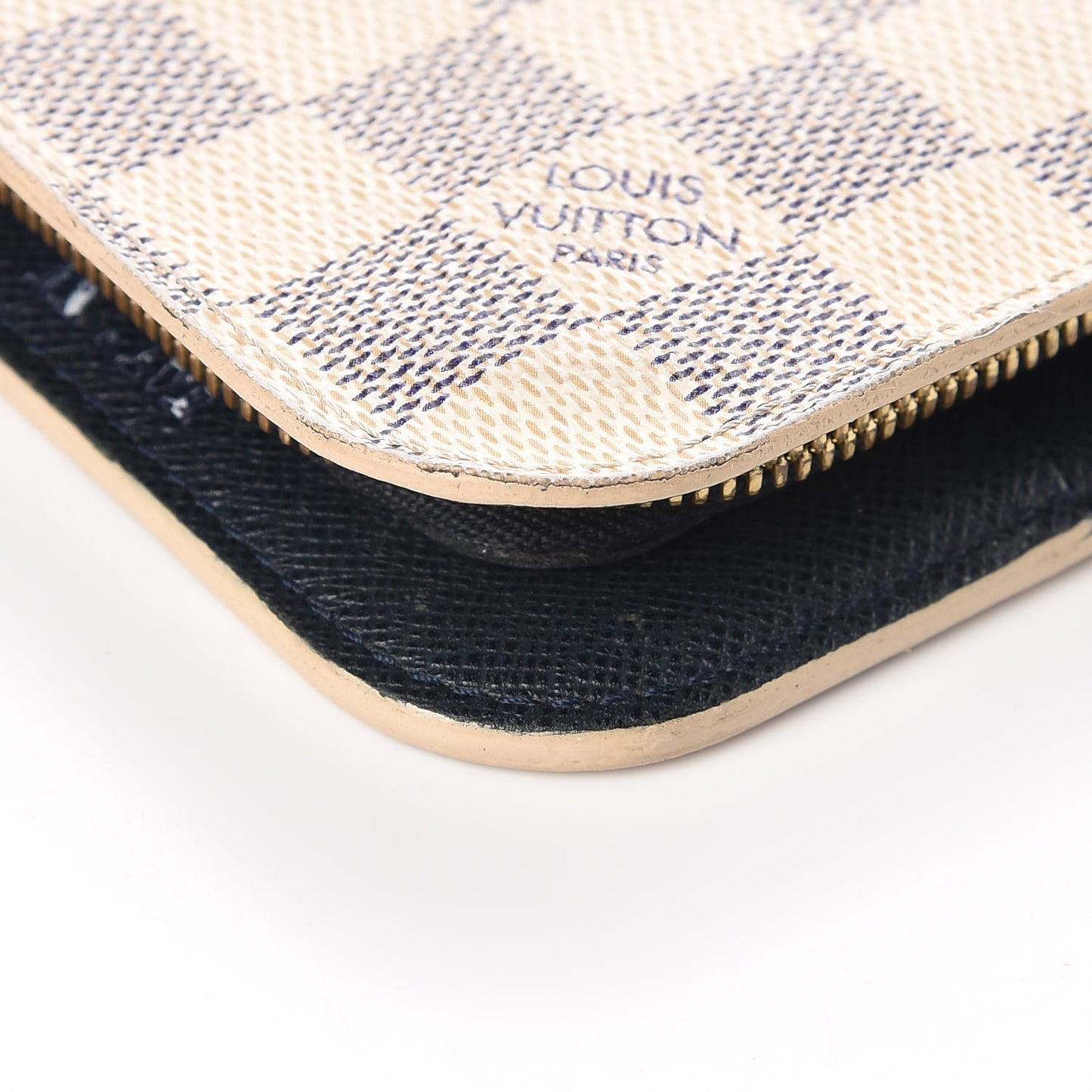Damier Azur Articles de Voyage Insolite Wallet