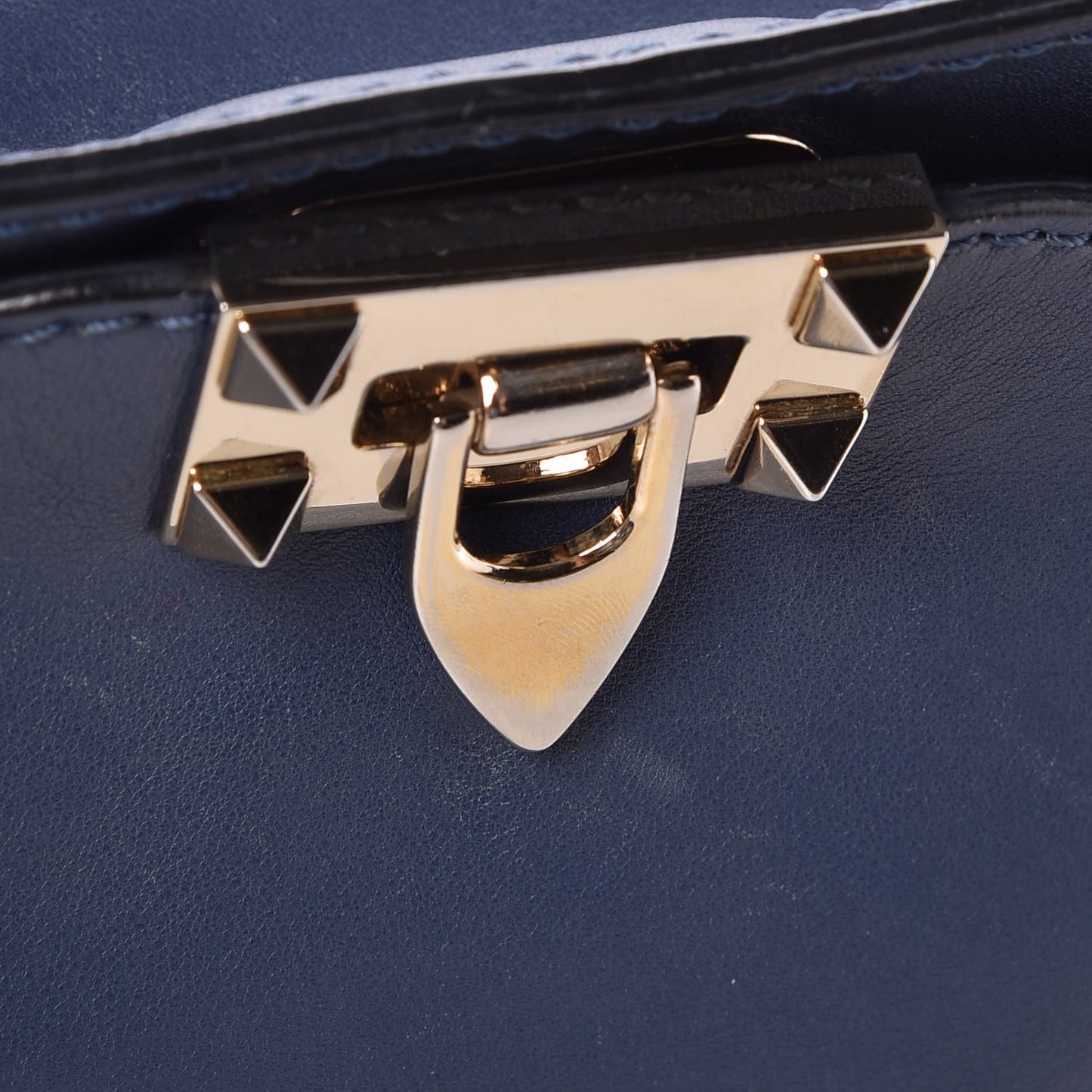 Vitello Medium Rockstud Tote Indigo