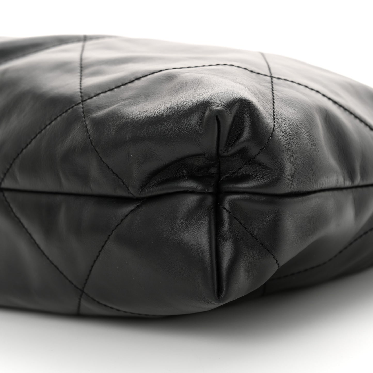 Calfskin Quilted Chanel 22 Black