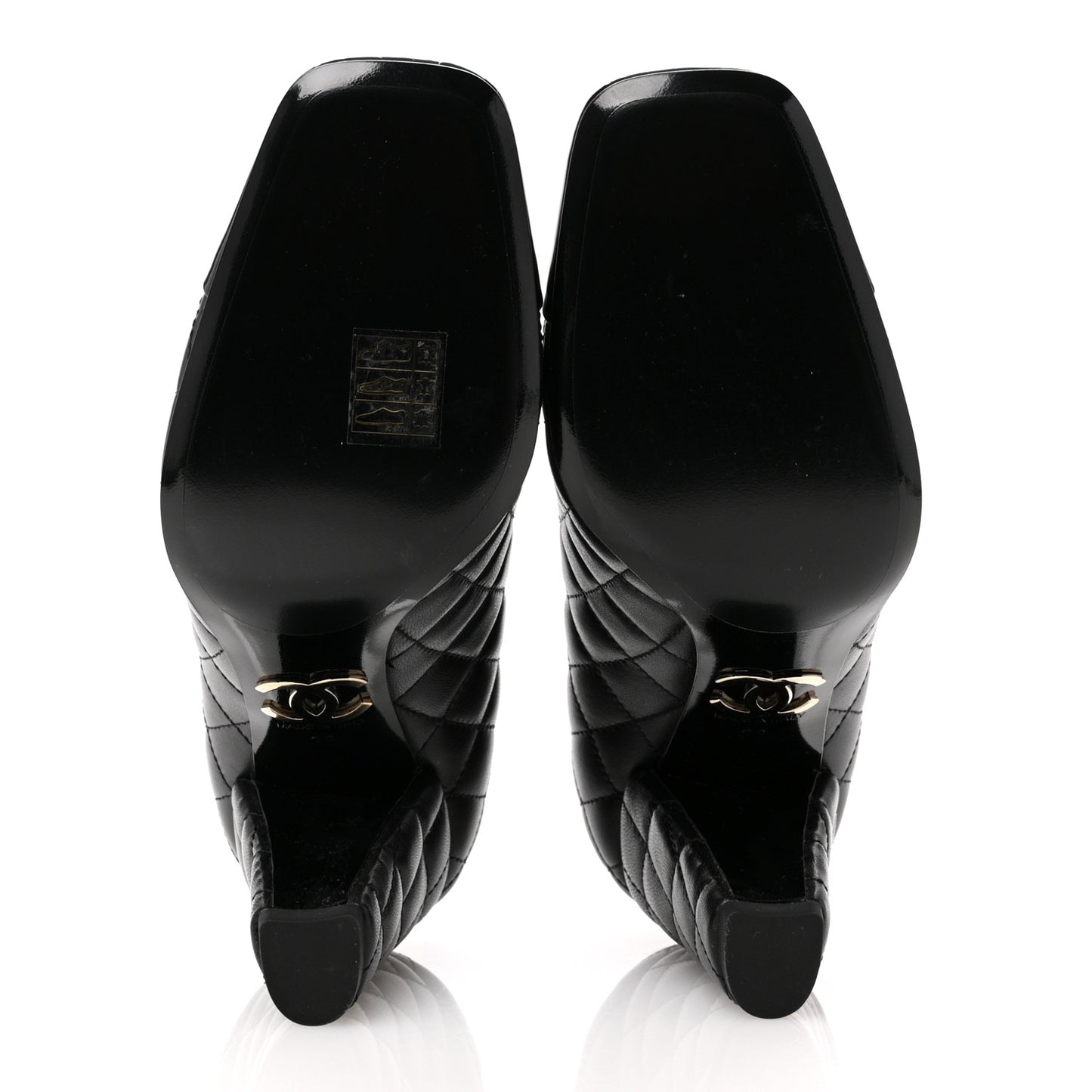 Lambskin Patent Quilted CC Cap Toe Pumps 38 Black