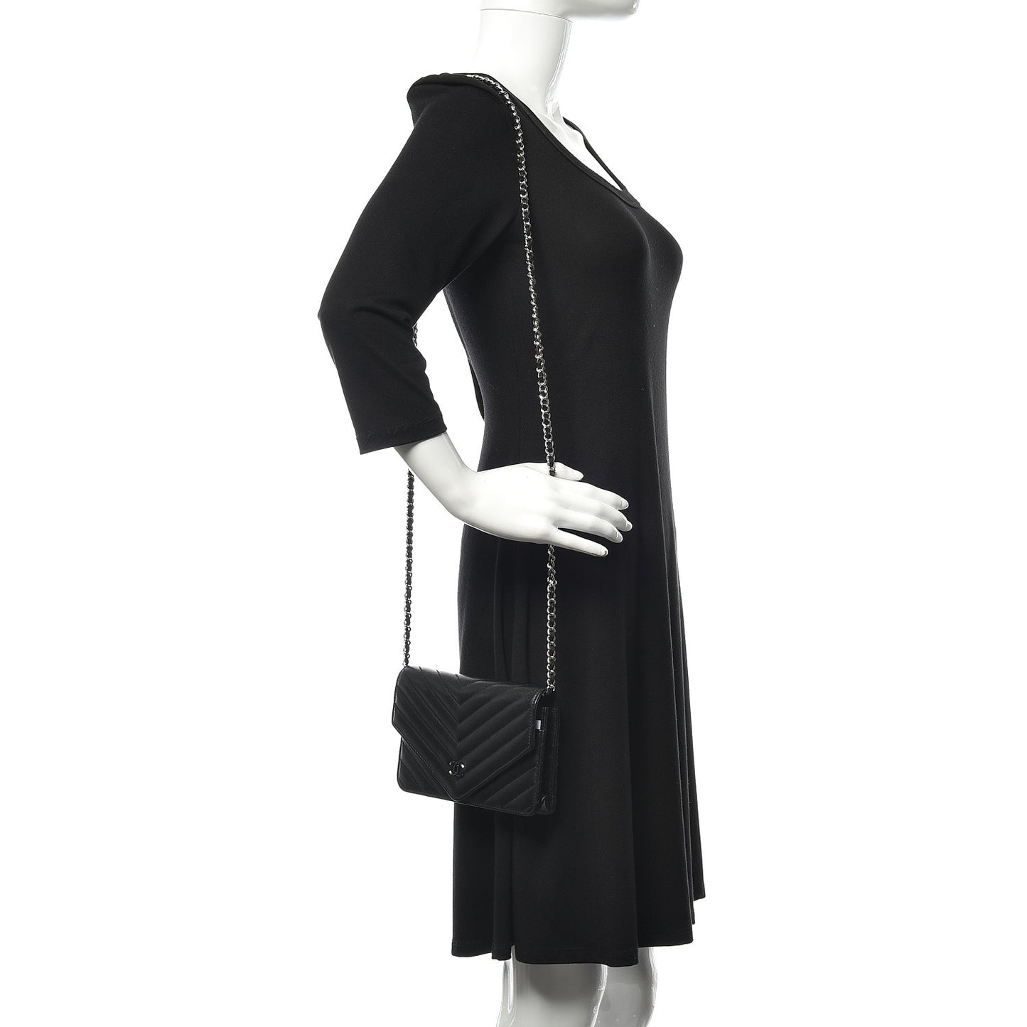 Sheepskin Chevron Wallet On Chain WOC Black