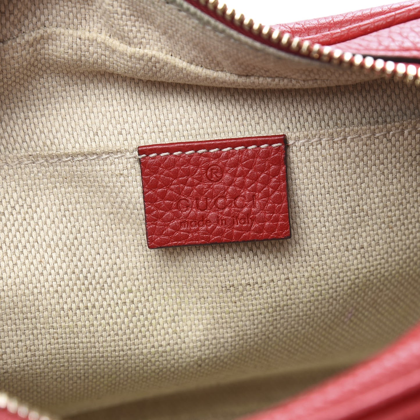 Pebbled Calfskin Small Soho Disco Bag Vibrant Red