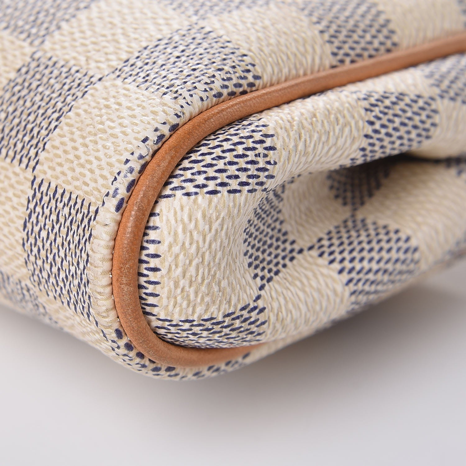 Louis Vuitton Damier Azur Eva Clutch 11 of 13