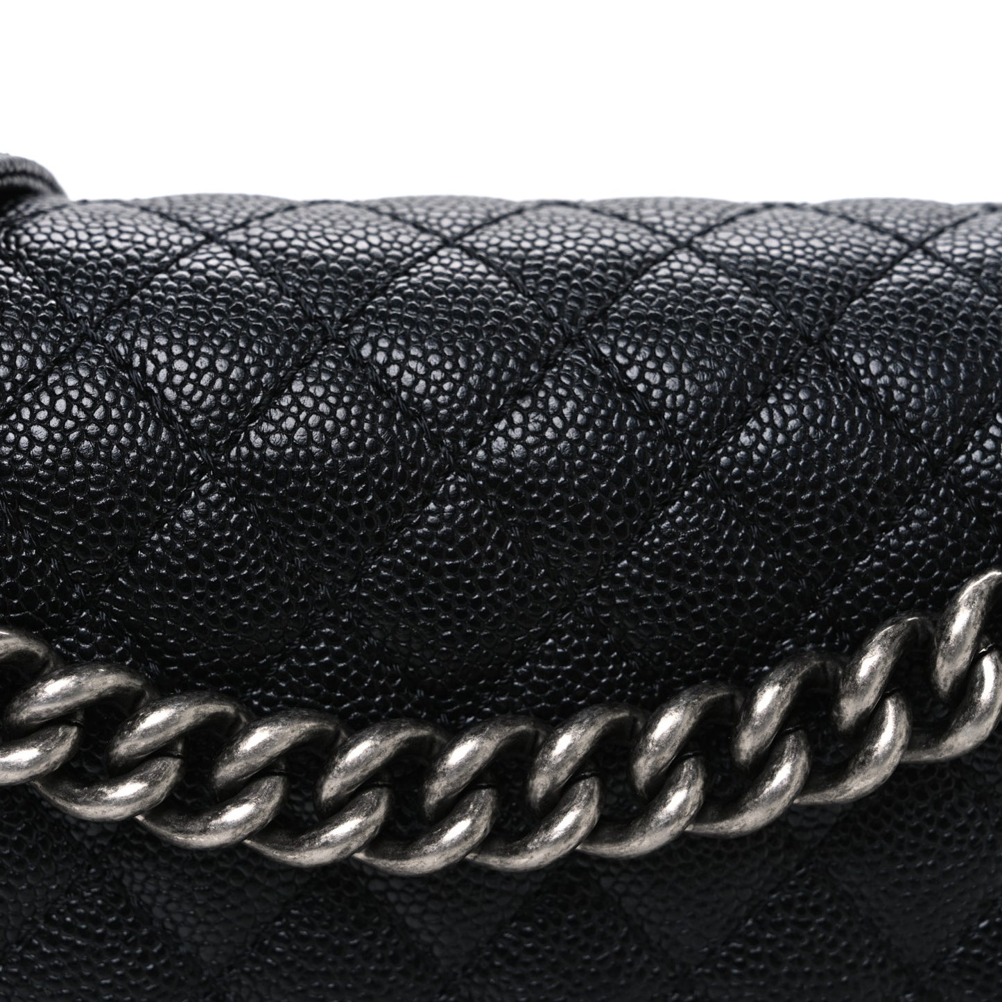 Caviar Quilted New Medium Boy Flap Black