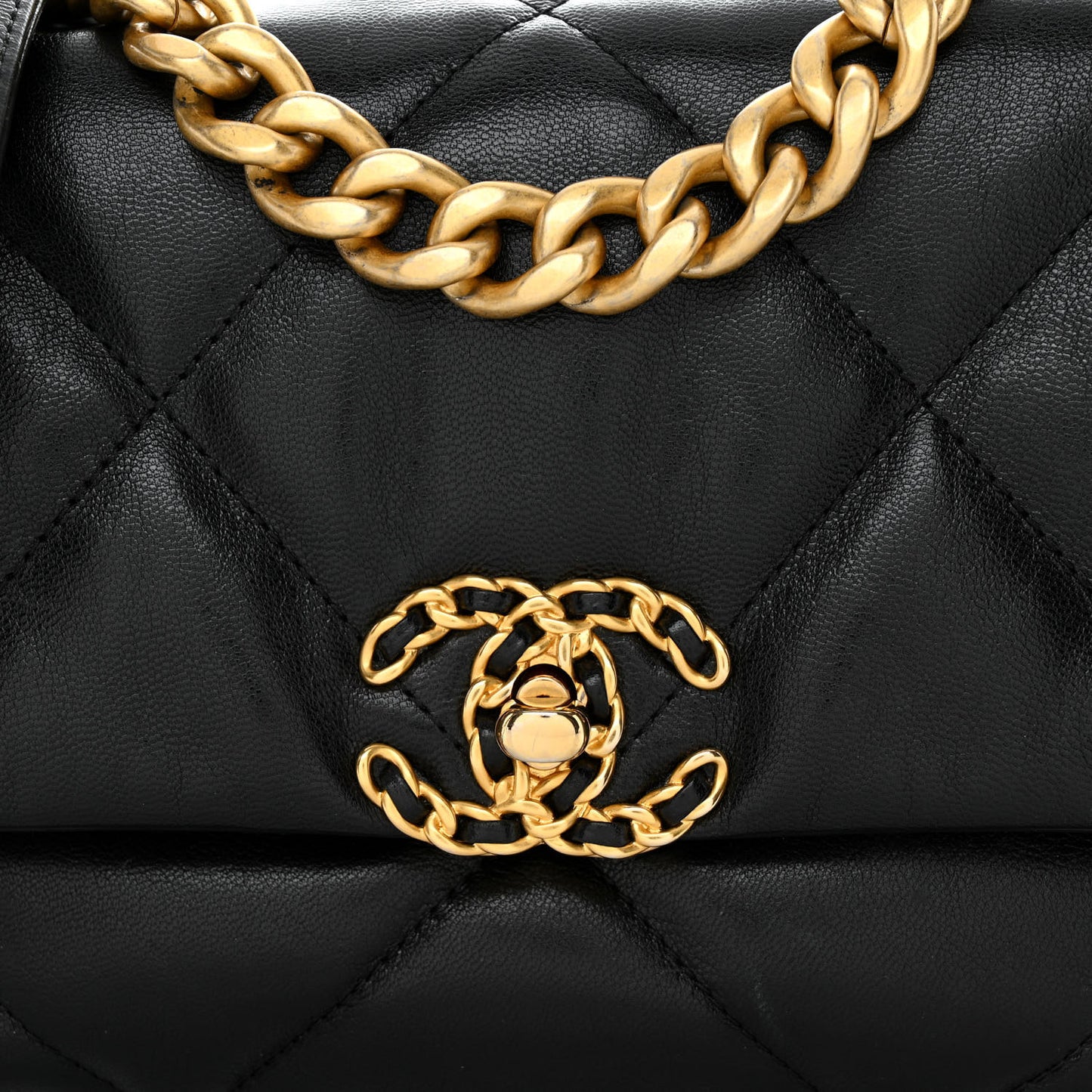 Goatskin Quilted Medium Chanel 19 Flap Black
