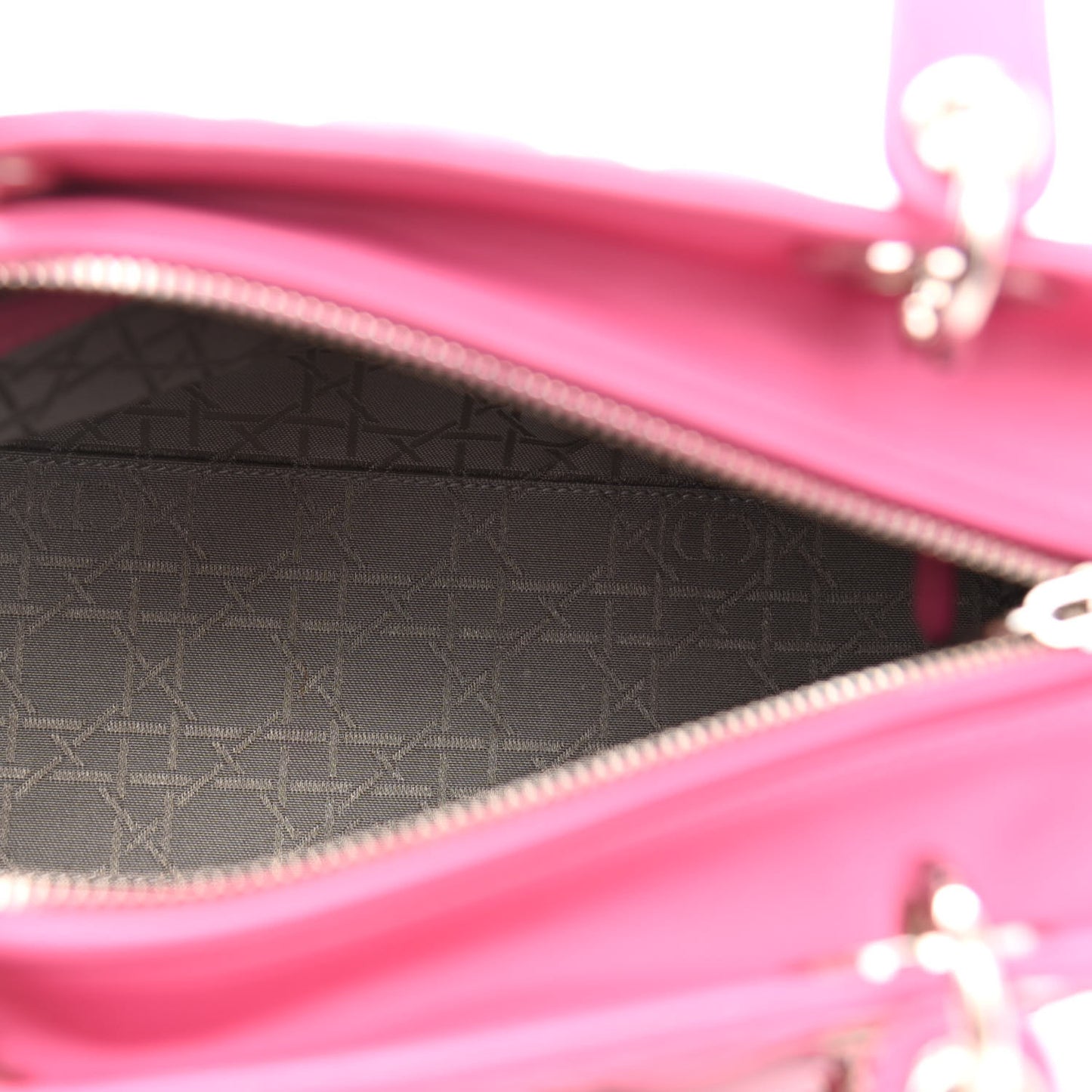 Lambskin Cannage Medium Lady Dior Pink
