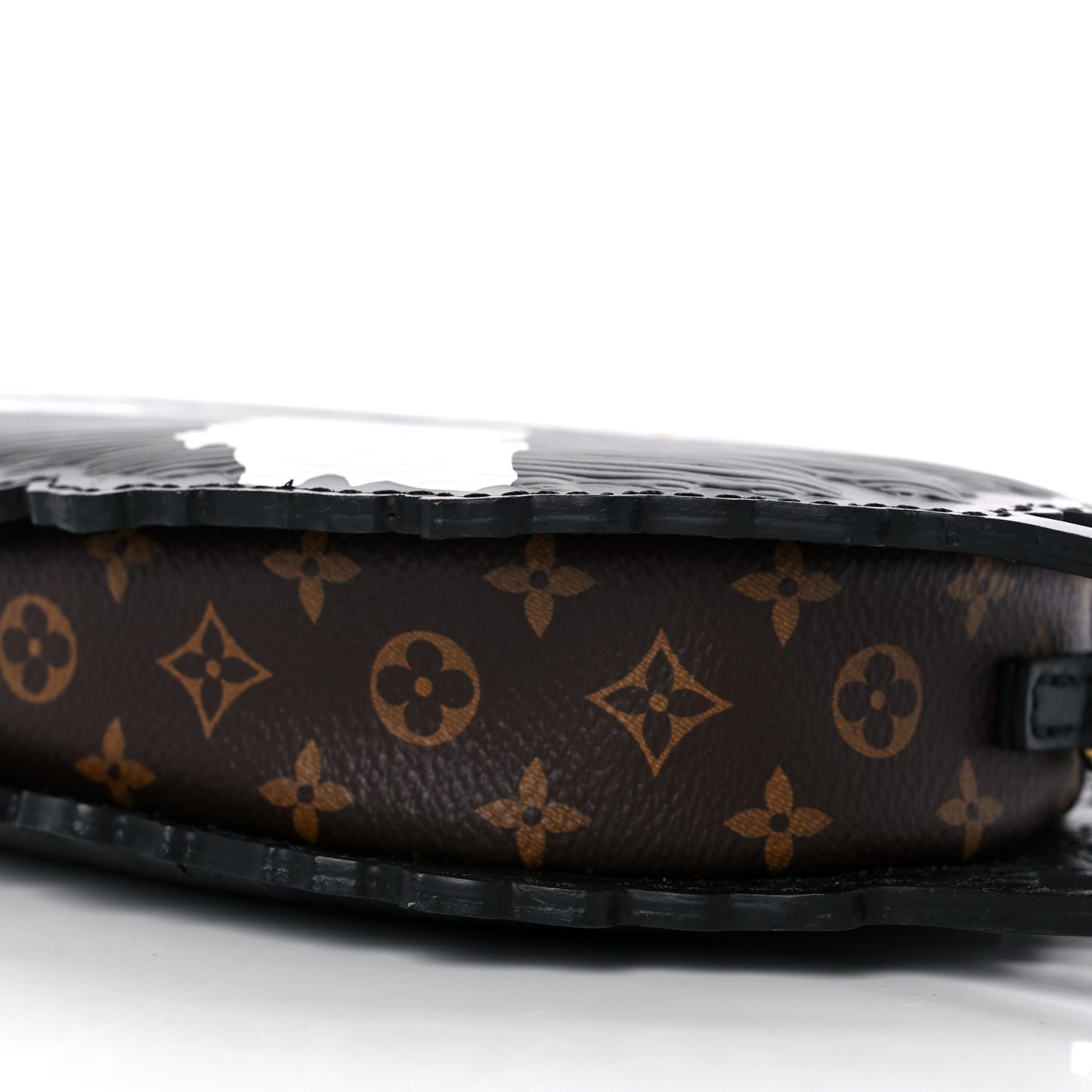 LOUIS VUITTON Epi Grace Coddington Catogram Chain Pochette Black