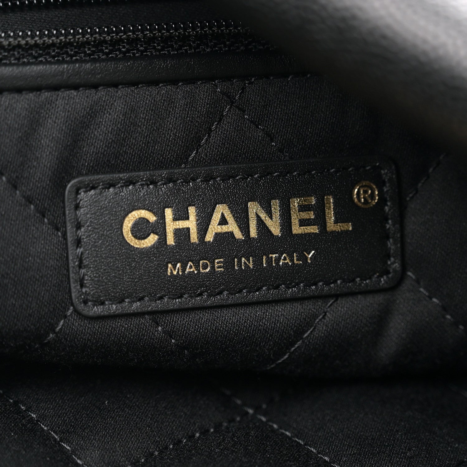 Chanel Shiny Caviar Quilted Monochrome Chanel 22 Black 7 of 11