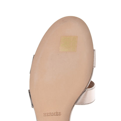 Hermes Metallic Nappa Oasis Sandals 40 Rose Dore 12 of 14