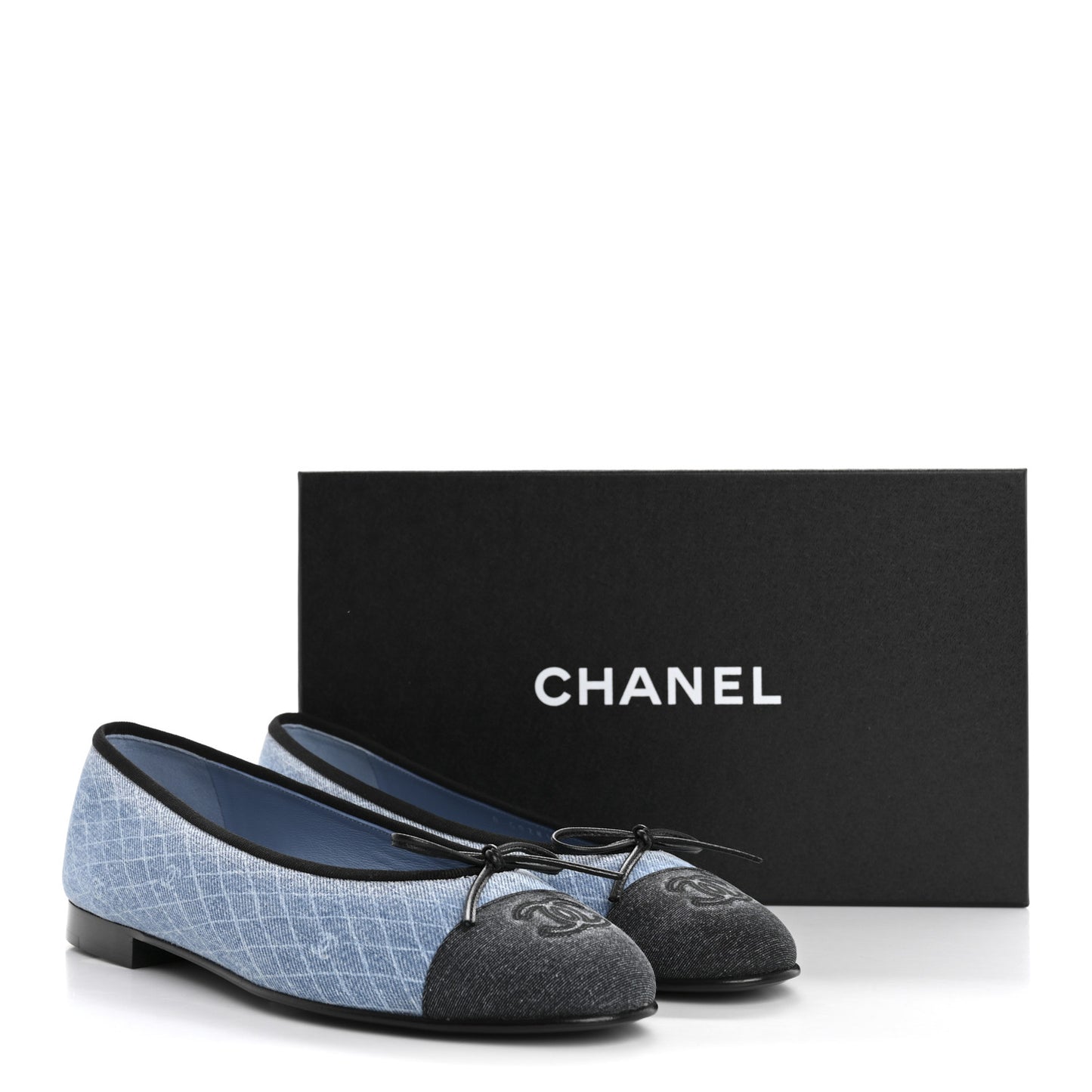 Denim Printed Quilt CC Cap Toe Ballerina Flats 39 Light Blue Dark Grey